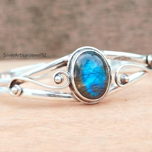 Labradorite Bangle, 925 Silver Sterling Bangle, Blue Fire Bracelet, Labradorite Jewelry, Silver Bangle, Adjustable Bangle, Gemstone Bracelet