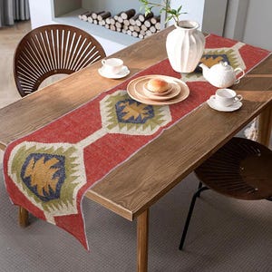 Runner da tavolo Kilim, misto lana e iuta rustica intrecciata a mano, arredamento in stile boho-chic, motivo tribale vintage, biancheria da tavola intrecciata