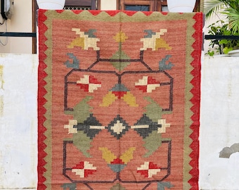 Red Border Tribal Kilim Rug Handwoven Wool Jute Navajo Geometric Dhurrie Indian Boho Flatweave Area Farmhouse Decor Traditional Area Carpet