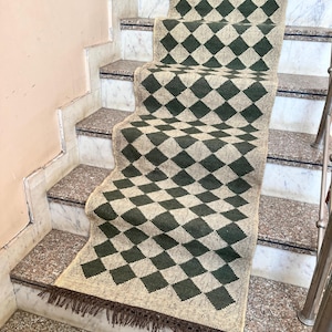 階段ランナー - ヴィンテージウールボヘミアン廊下装飾、屋外と屋内階段用の洗えるキリムラグ、グリーンジュート階段