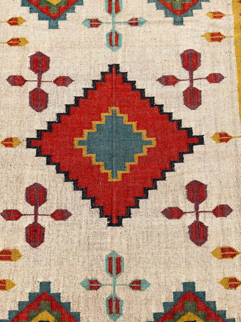Red Beige Southwestern Navajo Kilim Rug, Handwoven Persian Rug, Kilim Dhurrie Rug, Flatweave Rug, Floral Area Rug, Wall Art Hanging Yellow