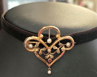 Art Nouveau French Pendant  18ct Gold Pendant/ Necklace