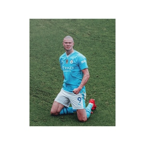 Erling Haaland Manchester City Satin Posters (210gsm), football poster,man city decor,premier league,soccer poster,football art, soccer gift