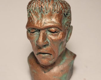 Mini frankenstein monster bust