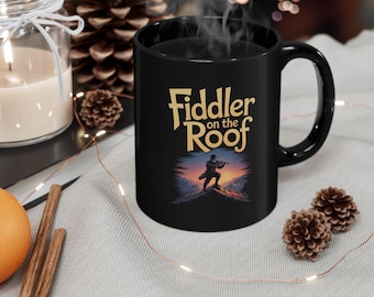 Taza de El violinista en el tejado / Taza de café de cerámica negra / Regalo clásico para el elenco de un musical