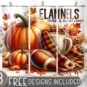 Puede incluir: Un vaso blanco con un diseño de temática otoñal. El diseño incluye calabazas, hojas de otoño, un balón de fútbol, una taza de café y una manta a cuadros. El texto en el vaso dice "Flannels Football & Falling Leaves".