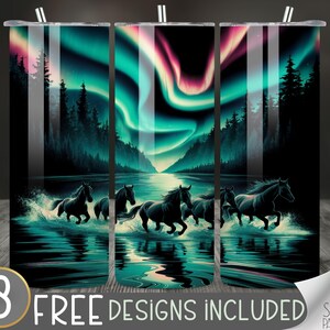 Puede incluir: Tres diseños de sublimación que presentan una escena de aurora boreal azul oscuro y verde con caballos negros corriendo por un lago. Los diseños son perfectos para crear vasos, tazas u otros productos personalizados.