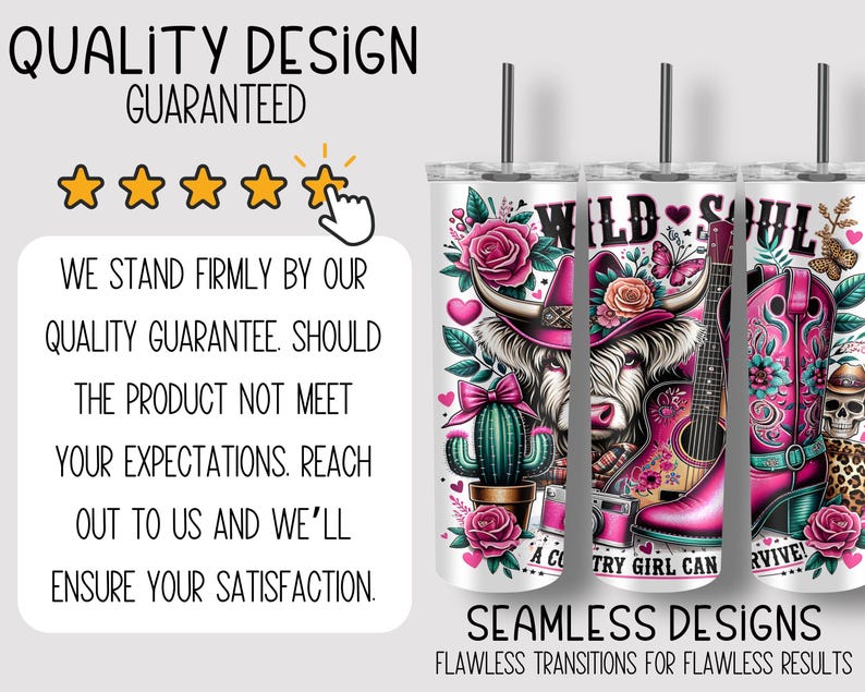 K&ouml;nnte beinhalten: Drei wei&szlig;e Becher mit einem nahtlosen Design, das eine Kuh mit einem rosafarbenen Cowboyhut, eine Gitarre und einen rosafarbenen Cowboystiefel zeigt. Das Design enth&auml;lt rosa Blumen, Schmetterlinge und den Text "Wild Soul".