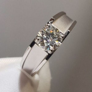 Moissanite Ring Men,Engagement Ring For Men Gold,1/2/3 Ct D Color VVS Moissanite Certified gemstone, Gift For Father, Solitaire mens ring