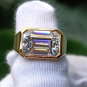 Moissanite Gold Ring Man, 14k Solid Gold Engagement Ring For Men, 10x14 mm Emerald Cut 10ct D Color VVS Certified Moissanite Men&#39;s Gift Ring