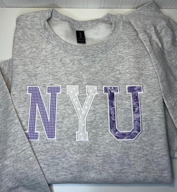 Moletom universitário bordado personalizado: presente