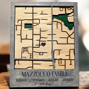 Decoración de pared con mapa de apellidos, diseño personalizado, colgante de pared con apellidos, regalo para casa nueva, arte rústico de estilo rústico, recuerdo familiar significativo