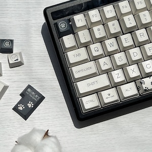 黒猫クロネコキーキャップ | Cherry プロファイルキーキャップセット | PBT 素材 | MX スイッチ用キーキャップ | メカニカルキーボード用キーキャップセット