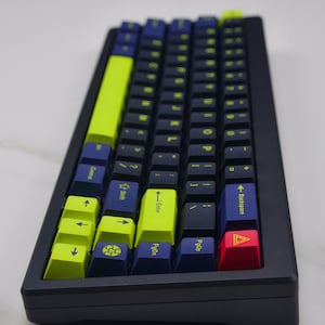 GMK Night Runner Keycaps | Cherry Profile Keycaps Set |  PBT Material | Keycaps For MX Switch | GMk Clone Artisan Keycap Set