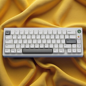 Mac Retro PBT Keycap Set | Dye-Sub Sublimation | XDA Profile | 133 Keys image 2