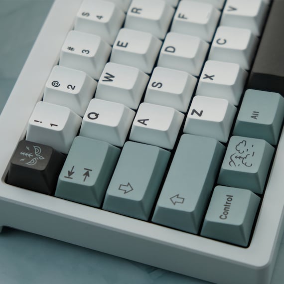 GMKクローン キーキャップセット 11セットまとめ売り GMKクローン キーキャップセット 11セットまとめ売り GMKクローン キー