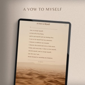 Op de afbeelding: Een digitale tablet met een gedicht met de titel "Een gelofte aan mezelf". Het gedicht gaat over zelfliefde, acceptatie en genezing. De achtergrondafbeelding is een woestijnlandschap.
