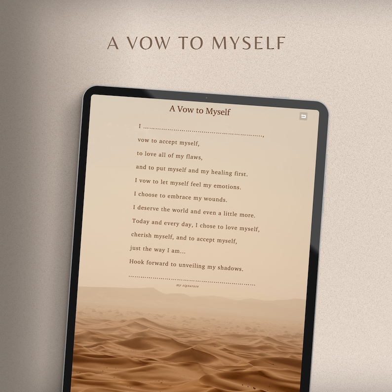 Op de afbeelding: Een digitale tablet met een gedicht met de titel "Een gelofte aan mezelf". Het gedicht gaat over zelfliefde, acceptatie en genezing. De achtergrondafbeelding is een woestijnlandschap.