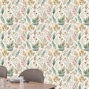 Carta da parati murale Boho Chic Cottagecore Floral Botanical - Motivo con fiori e foglie acquerellati morbidi in verde, beige, rosa e verde acqua