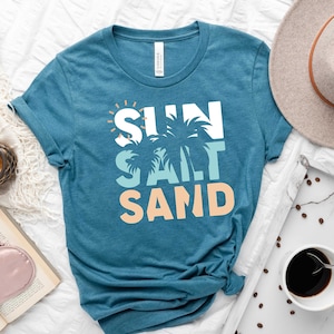 Sun Sand Salt Beach Shirt, Retro Comfort Colors T-Shirt, Trendy Beach Shirts for Women, Summer Vacation Shirts, Womens Oversized Beach Shirt