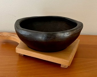 From Colombia - Traditional La Chamba Ajiaco Clay Bowl & Stand