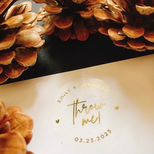 Jetez-moi des autocollants de confettis, jetez-moi des étiquettes de faveur de mariage, des autocollants de mariage de script, des joints d'enveloppe de mariage, un autocollant de faveur de mariage,