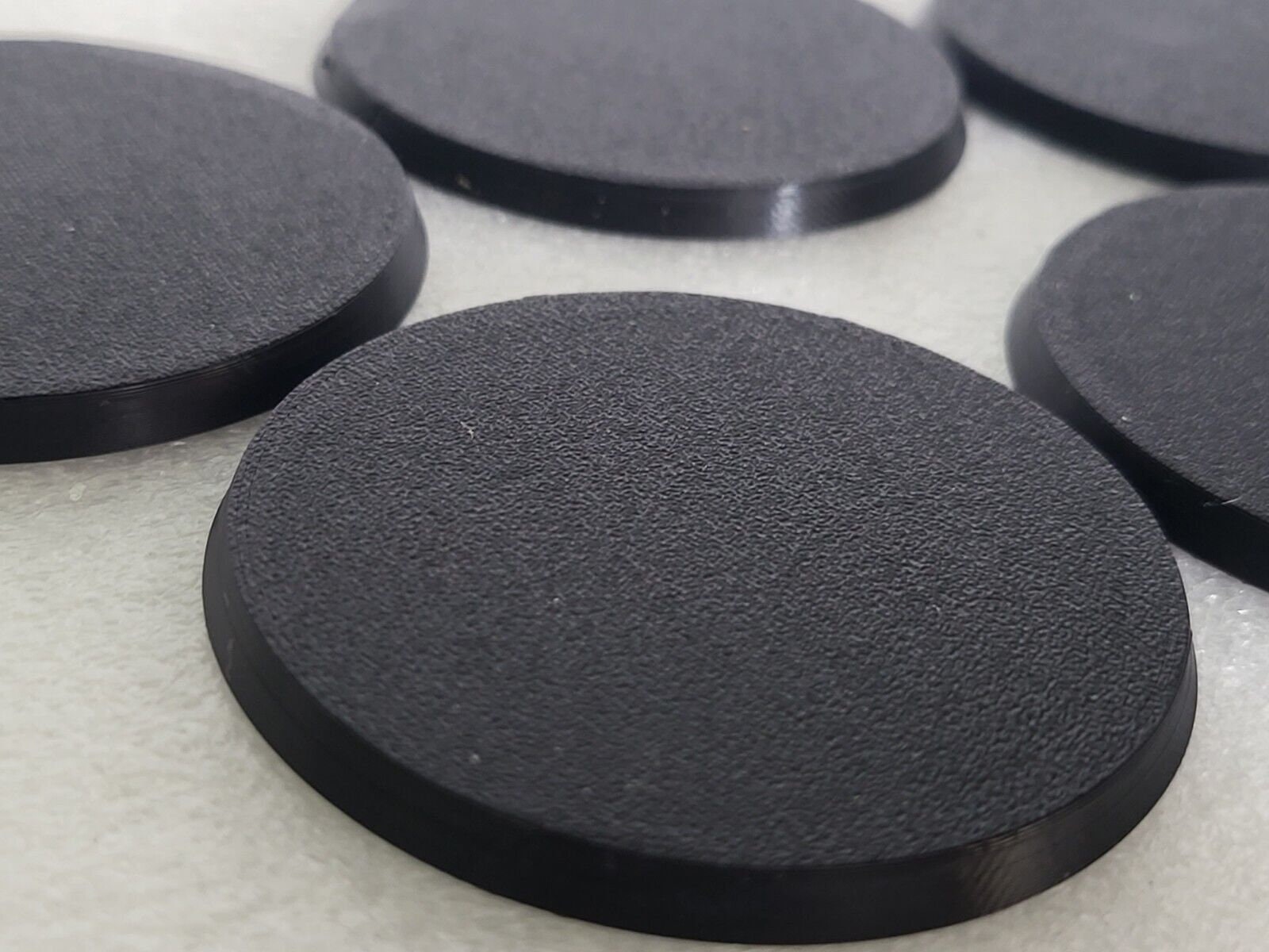 Lot Of 10 90mm Round Bases Used For Warhammer 40k & AoS GW
