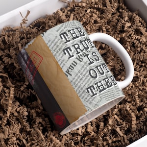 The Truth is Out There mug wrap | X-Files 11oz and 15oz mug wrap, 2 digital download PNGs, fox mulder dana skully UFO sublimation design