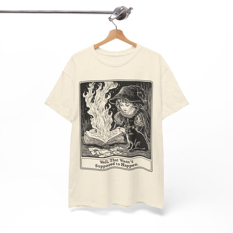 Zabawna koszulka czarownicy, Vintage Witchcraft Dark Academia Estetyka, Gothic Spellbook Miłośnik Prezentów Witchy Cat T-Shirt Upiorny Halloween Witchcore Tee zdjęcie 7