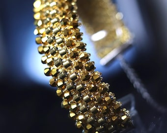 Handmade Beaded Bracelet – Colorful Seed Bead Jewelry, Adjustable Boho Bracelet, Minimalist Summer Accessory, Gift for Her