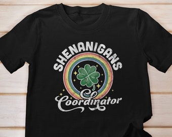 Camisa coordinadora de Shenanigans, camisa de maestro del día de San Patricio, día divertido de San Patricio, San Patricio retro, propenso a Shenanigans y camiseta Malarkey