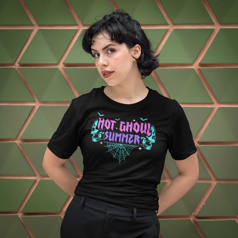 Hot Ghoul Summer Shirt, Goth Summer Shirt, Spooky Summer Shirt, Spooky Ghoul Summer, Haunt Ghoul Summer Shirt, Hot Ghoul Summer Goth Shirt bild 4