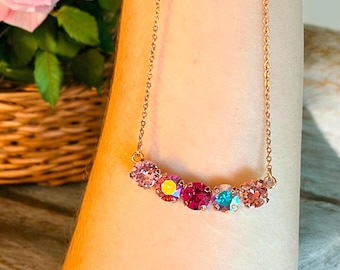Collier Princesse Emily 8 mm, 5 pierres, horizontal, en véritable cristal autrichien. Bijou pour femme orné de cristaux Swarovski®.