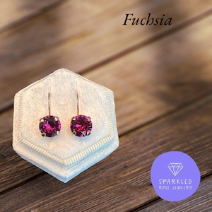 Pendientes de cristal fucsia (retirados). Pendientes de cristal austriaco auténtico. Pendientes de mujer. Regalos para ella. Rosa. Pendientes de botón/gotas.