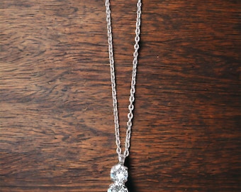 Collier en cristal de 5/6 mm. Collier en véritable cristal autrichien, orné de cristaux Swarovski®