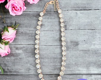 Collier ras du cou ajustable en cristal massif Swarovski® de 8 mm (33 cristaux). Véritable cristal autrichien.
