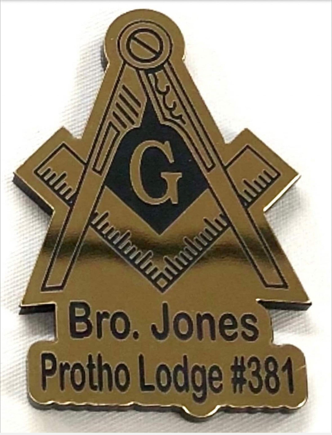 thumbnail image 2 of Master Mason Sun Splendor Lapel Pin – Golden Finish – Masonic Regalia 2 of 3