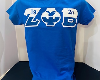 Zeta Phi Beta Split-ontwerp geborduurde letters. Uitverkoopprijs eindigt zondag!