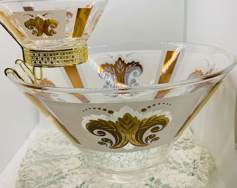 Anchor Hocking Fleur de Lis Gold and White Glass Chip Bowl with Dip Bowl and Stand / MCM Serving Bowl / 1960's