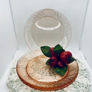 Set of 4 Vintage Rosaline Pink Swirl Side Plate / Lunch Plate/ Salad Plate / Dessert Plate,1970&#39;s  Arcoroc France