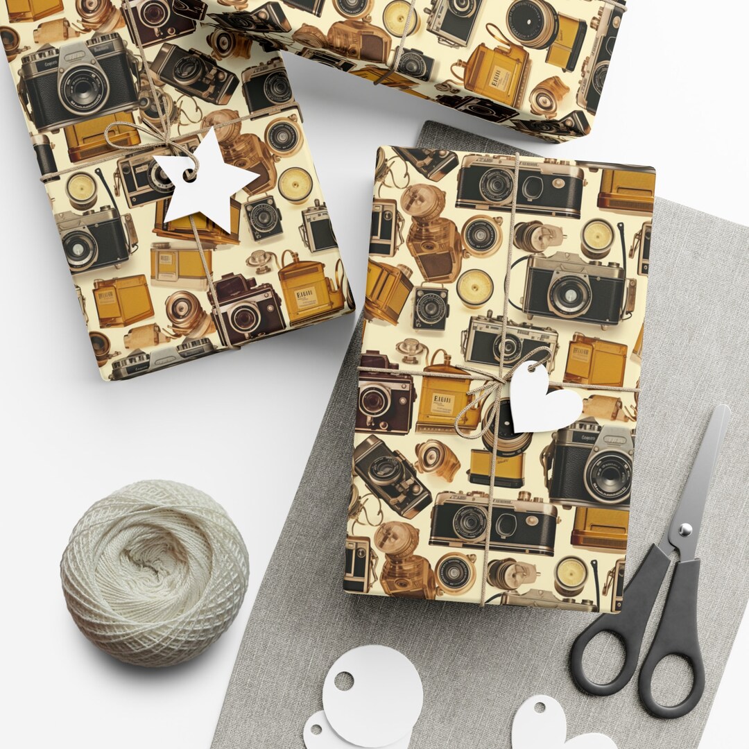 Gift Wrapper Repeating Vintage Camera: Premium Gift Wrap - Decorative Repeating Camera Pattern ...
