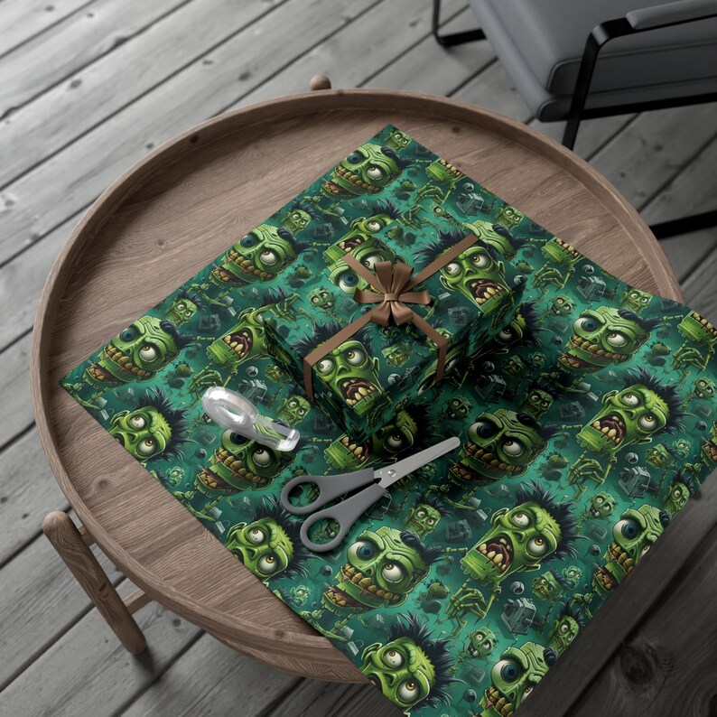 Gift Wrapper Repeating Angry Frank: Premium Gift Wrap - Decorative Repeating Pattern, Matte ...