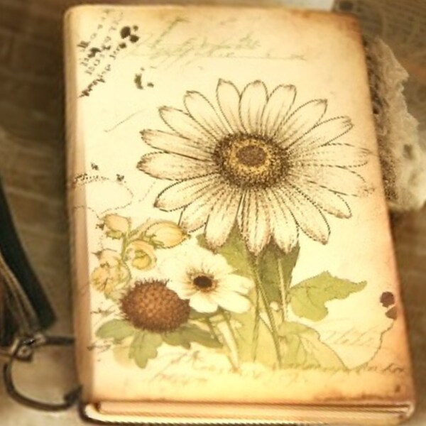 Vintage Daisy Journal: A Nostalgic Paper Craft