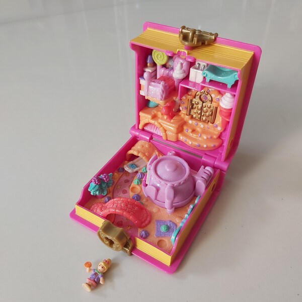 Polly Pocket Vintage Sweet Treat Shoppe