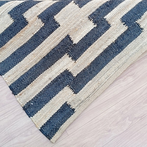 Handwoven Geometric Flat Weave Rug - Black & Natural Sisal Jute