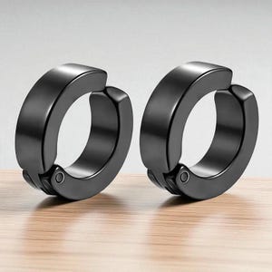 Anime Ohrringe Chainsaw Man Ohrringe Anime Cosplay Ohrringe für Männer Frauen Schwarze Ohrringe Anime Schmuck Japanische Ohrringe Metallohrringe
