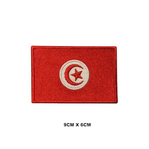 Peut inclure: Patch brodé rouge avec le drapeau de la Tunisie. Le drapeau présente un cercle blanc avec un croissant de lune rouge et une étoile blanche à cinq branches. Le patch mesure 9 cm sur 6 cm.