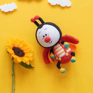 Manbug Crochet Pattern – Cute Amigurumi Bug Plush Toy English PDF Tutorial, Easy Beginner Crochet Pattern for Handmade Baby Gift DIY
