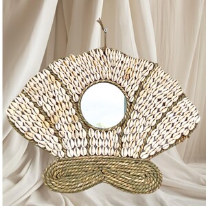 Oyster Wall Mirror Art, Made with Broken Seashells and Moss Rope, Coastal Seashell Decor, Decorative Mirror, Round Mirror, Beach House Decor