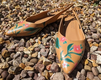 Beige-Tan Pointed Toe Laceup Flats with Handpainted Floral Design